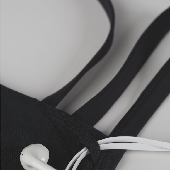 Lululemon Rise and Run Sports Bra Size 10 - Picture 10 of 11